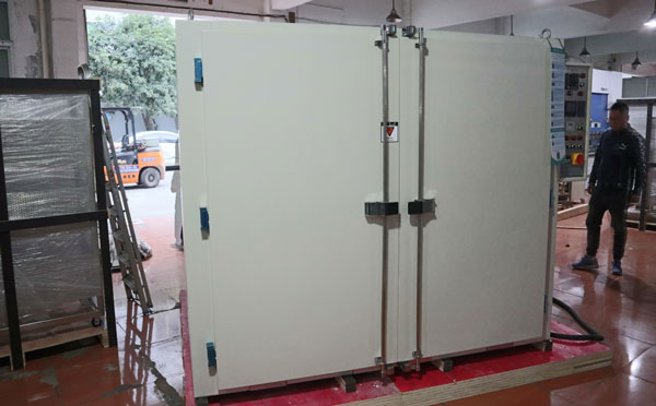 企业如何正确的选择大型工业烘箱设备